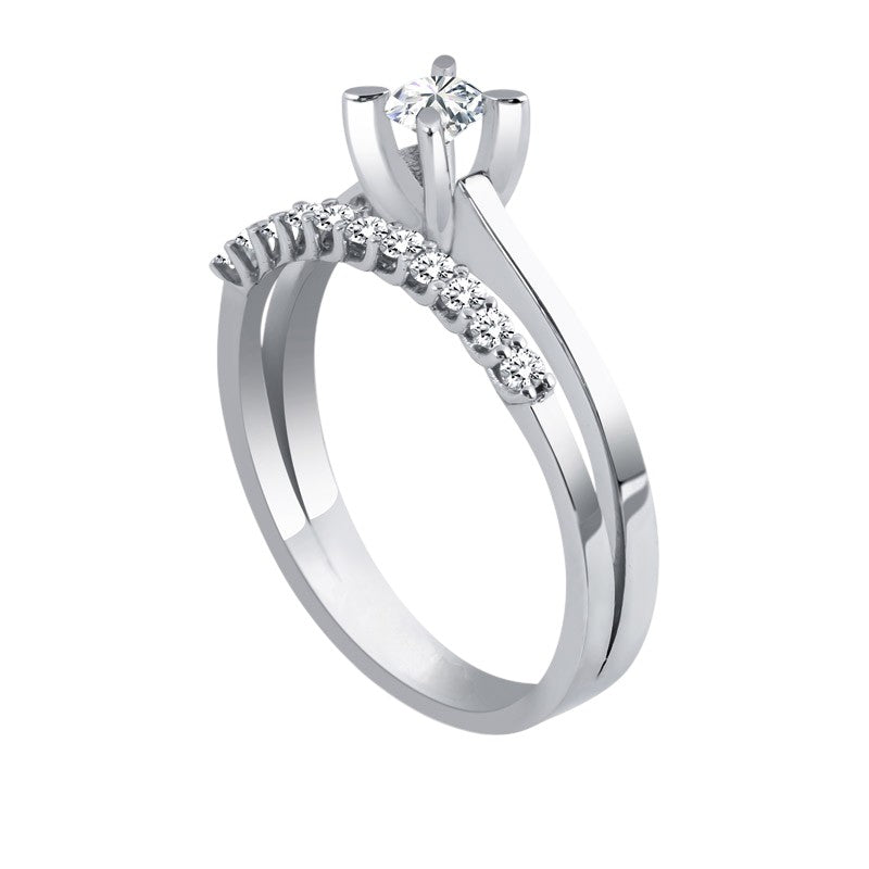 0,40 ct. Solitaire Diamond Ring w/14K Gold
