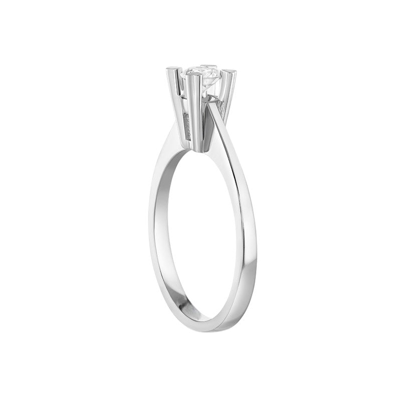 0,30 ct. Solitaire Diamond Ring w/14K Gold