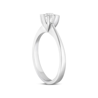 0,25 ct. Baguette Diamond Ring w/14K Gold