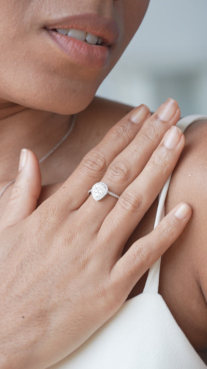 0,38 ct. Baguette Diamond Ring w/14K Gold