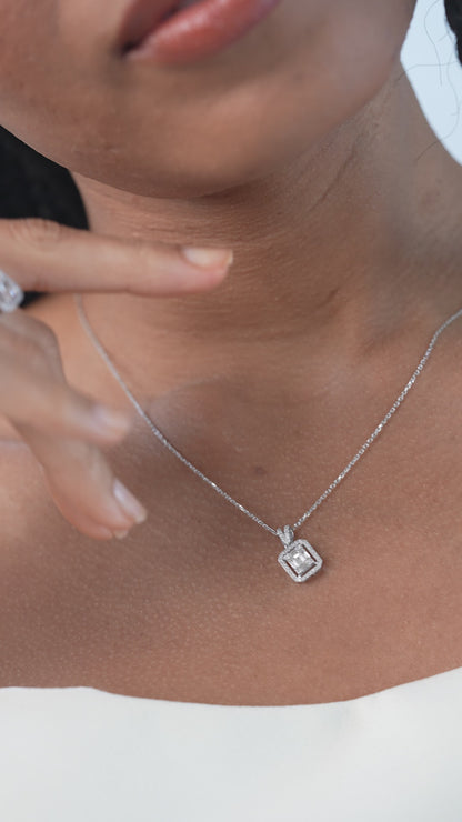 0,34 ct. Diamond Necklace w/14K Gold