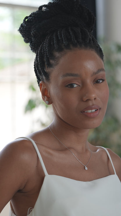 0,19 ct. Diamond Necklace w/14K Gold