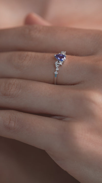 0,11 ct. Baguette Diamond Ring w/14K Gold