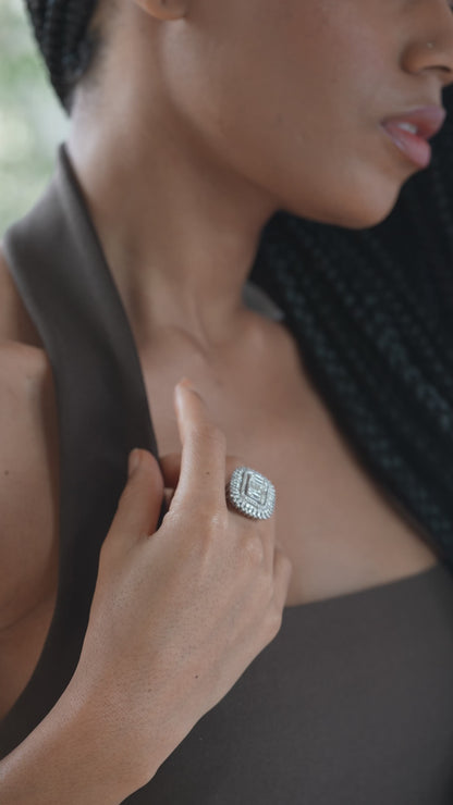 1,99 ct. Baguette Diamond Ring w/14K Gold