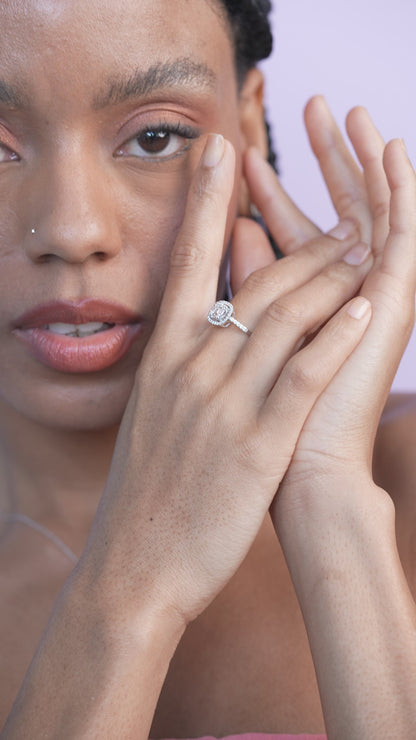 0,32 ct. Baguette Diamond Ring w/14K Gold